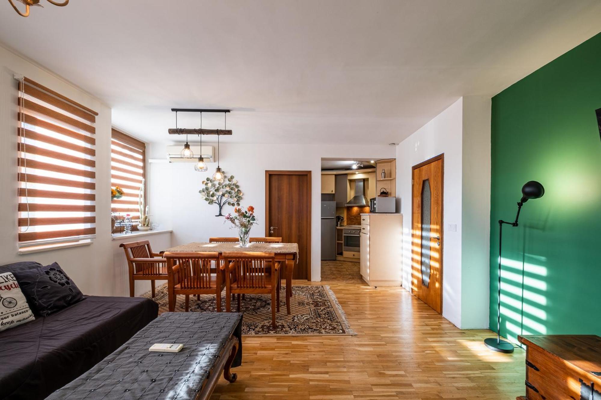 Roman Thermae 2Bdrm Sunny Apartment Warna Exterior foto